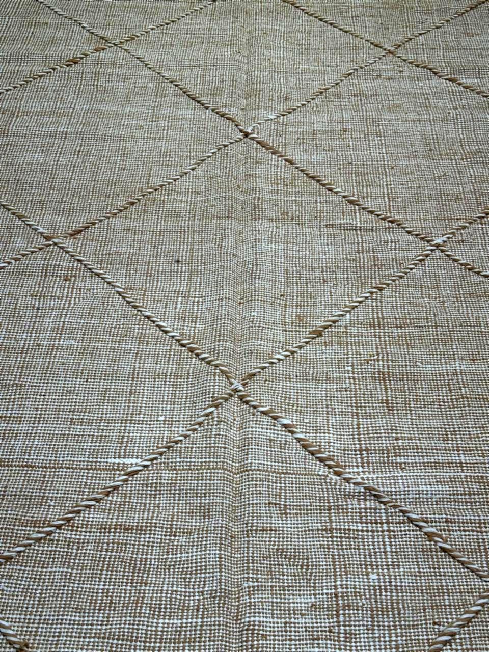 Berber Fine Wool Rug – Subtle Diamond