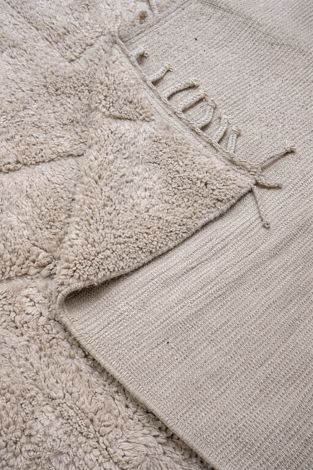 Berber Thick Wool Rug – Diamond Relief