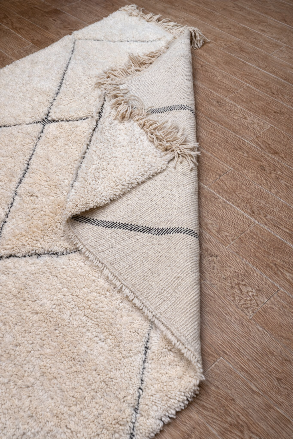 Berber Thick Wool Rug – Diamond
