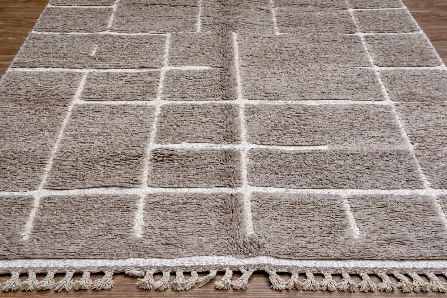 Berber Thick Wool Rug – Soft Grid Ivory