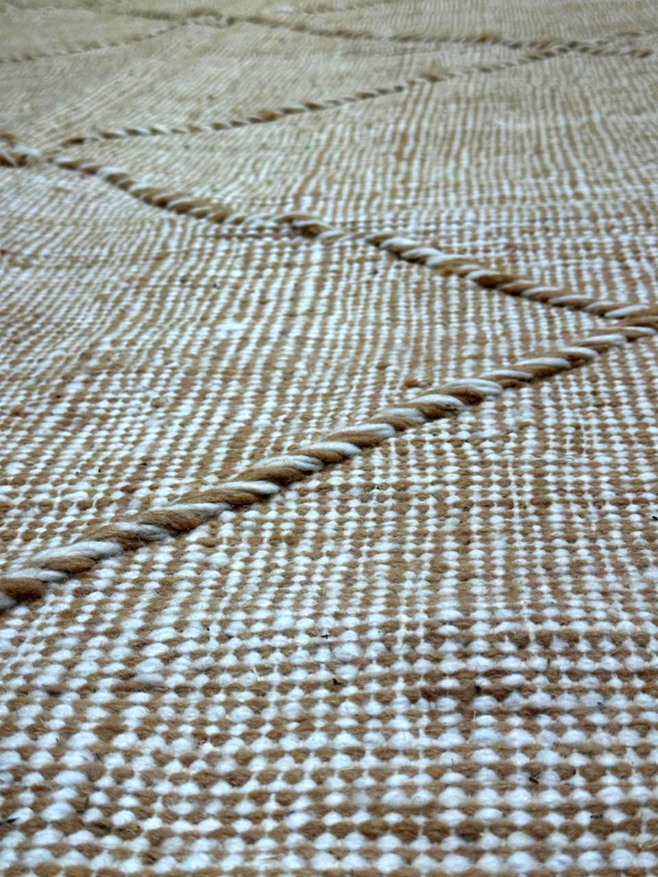 Berber Fine Wool Rug – Subtle Diamond