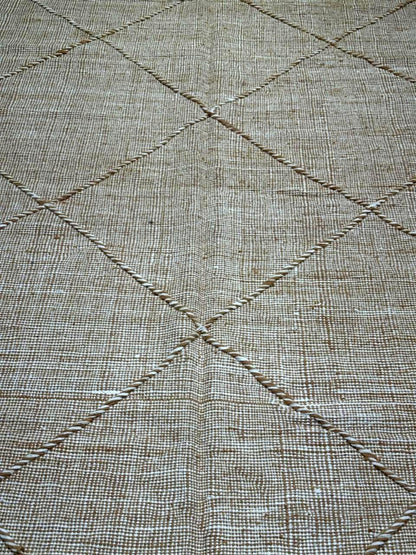 Berber Fine Wool Rug – Subtle Diamond